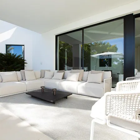 Royale, Moderna Con Piscina Y Vistas Al Mar Villa *