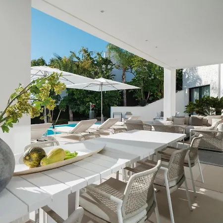 Royale, Moderna Con Piscina Y Vistas Al Mar Villa *