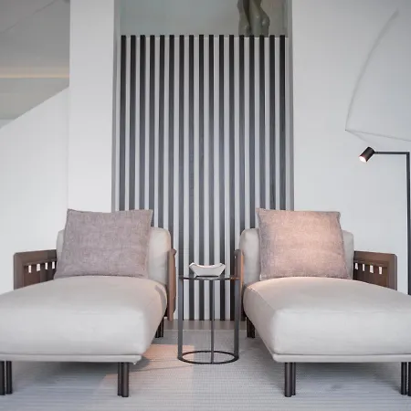 Royale, Moderna Con Piscina Y Vistas Al Mar Marbella