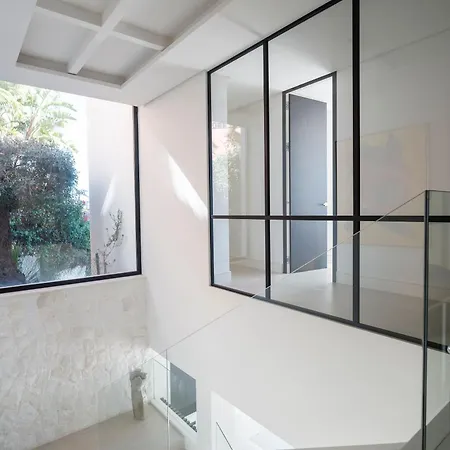 Royale, Moderna Con Piscina Y Vistas Al Mar Vila